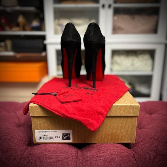 Christian Louboutin Pumps- Size 39.5 - Picture 2 of 11